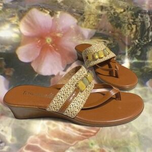 Toscantella Made in Italy Tan/ cream wedge‎ sandals